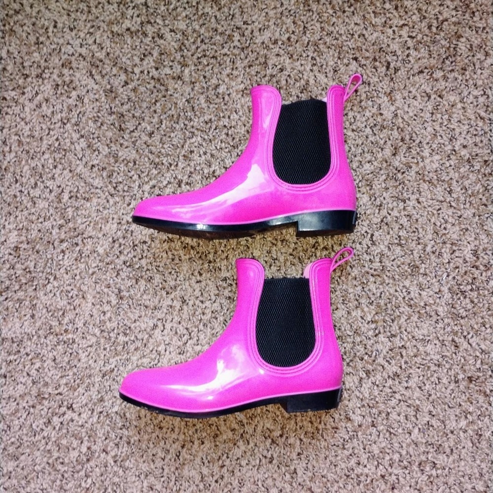 Seven Pink Rain Boots Size 8 Glossy Chelsea Style New - Picture 4 of 4